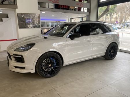 PORSCHE CAYENNE 9Y